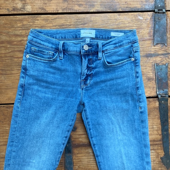 FRAME Jeans Le Garçon in Daphne Blue - Picture 3 of 13